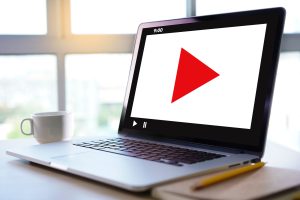 How to Write a Fascinating B2B Video Script