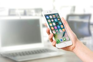 iphone looking at apps screen